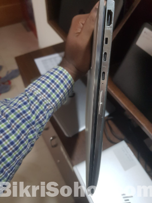 HP Elitebook 1030 G3, G4, i5,8th gen, 8gb ram 256 gb ssd